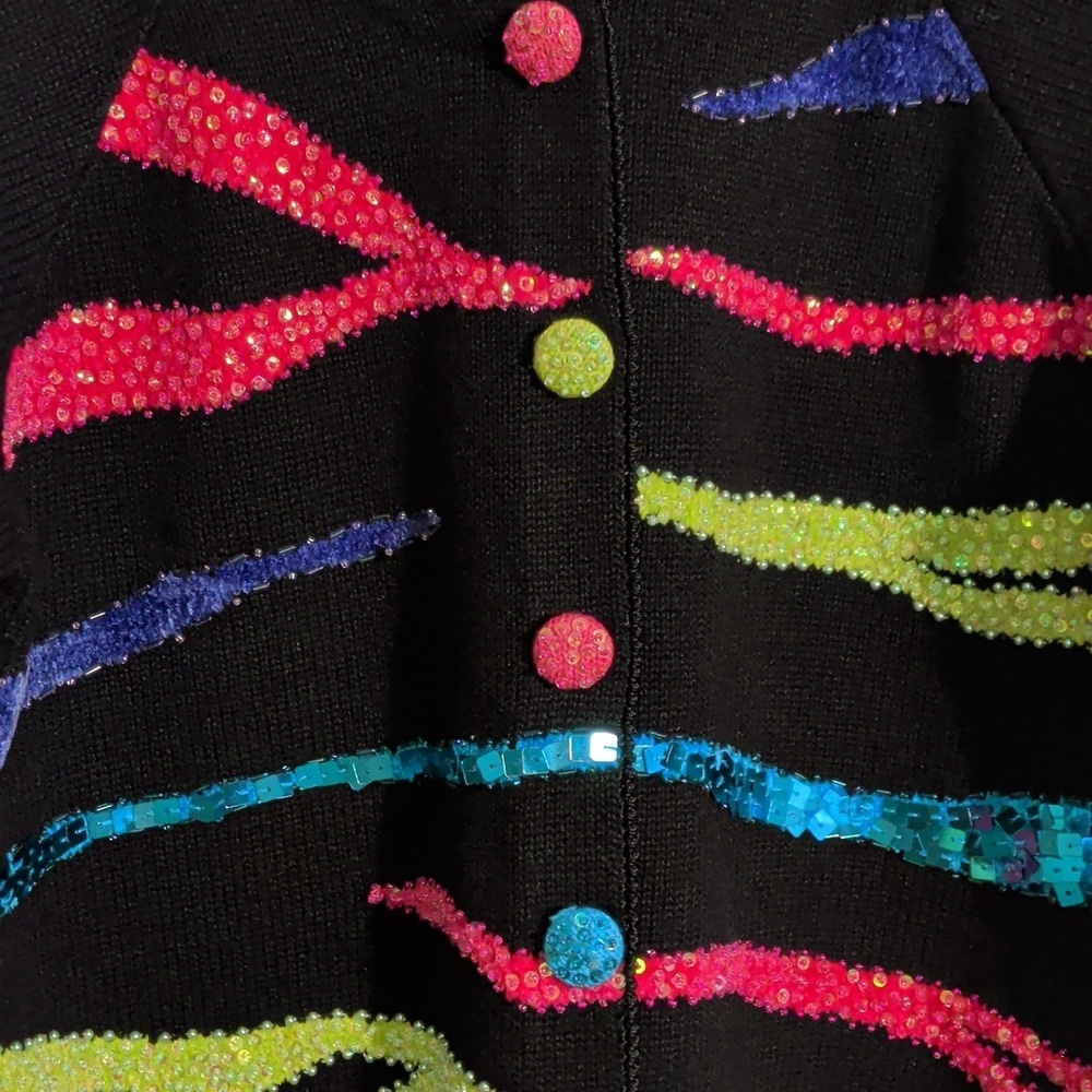 VINTAGE colorful embellished cardigan - size medium - Picture 4 of 10